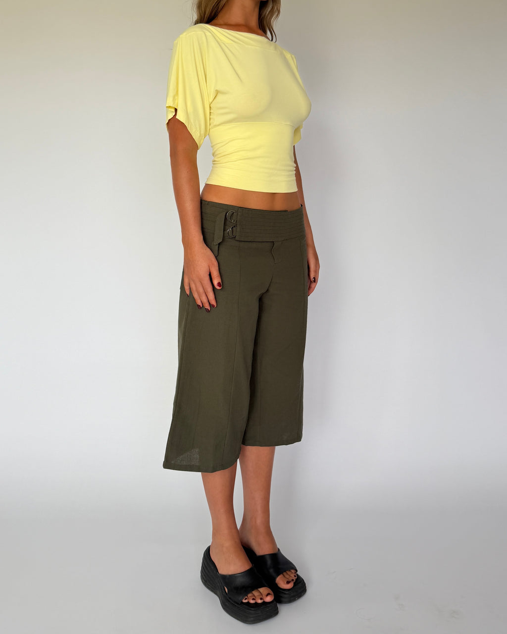 Ruby Capri - Army